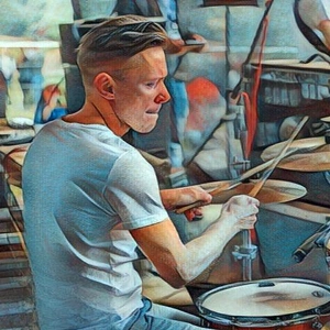 Уроки на барабанах для взрослых с нуля